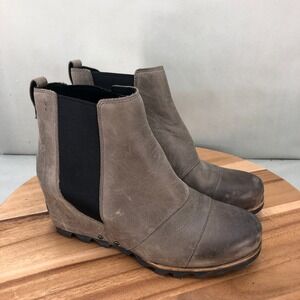 Sorel Joan of Arctic II Wedge Ankle Boots Taupe Leather Elastic Side Size 10